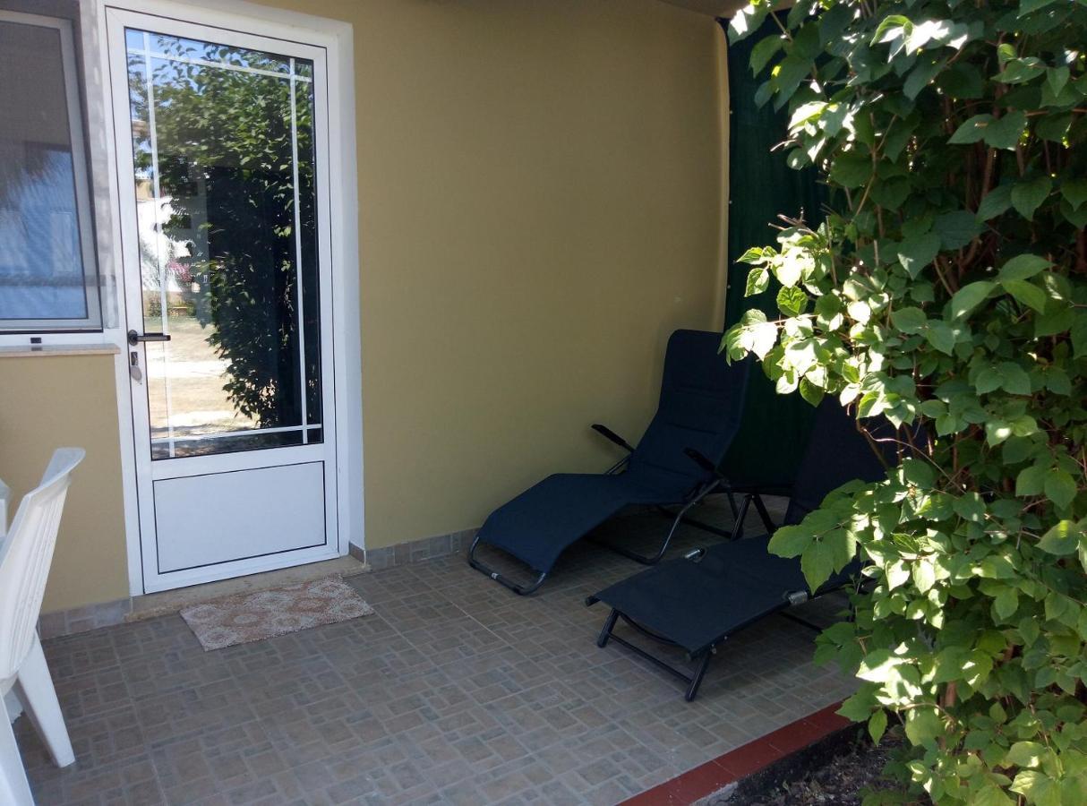 Apartments Ana Sreser Exterior photo